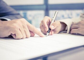 İş hukuku sözleşme